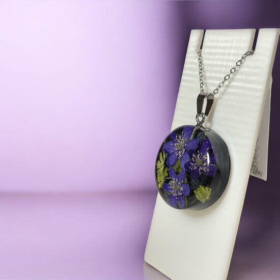 Kulons ar vizbulītēm